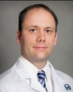 Headshot of Dr. Damon Reed, medical oncologist at Moffitt Cancer Center