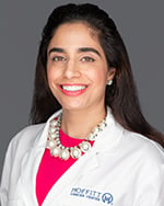 Dr. Avan Armaghani, a medical oncologist in the Breast Oncology Program at Moffitt. 