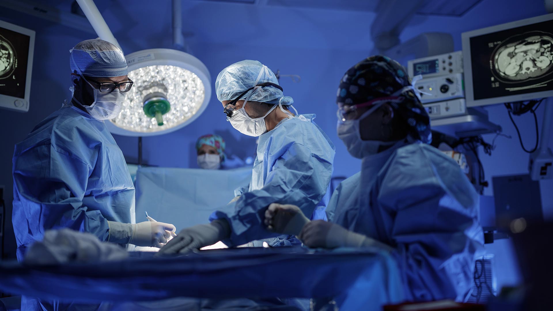 gastrointestinal oncology surgeons in operating room